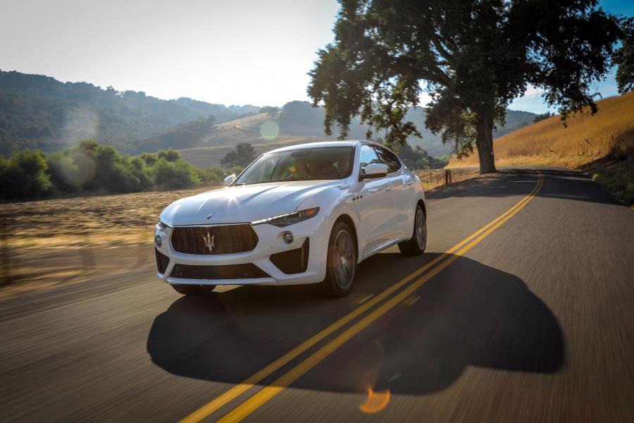  Maserati Levante GTS 2018 года  (NA) (фото 12 из 40)